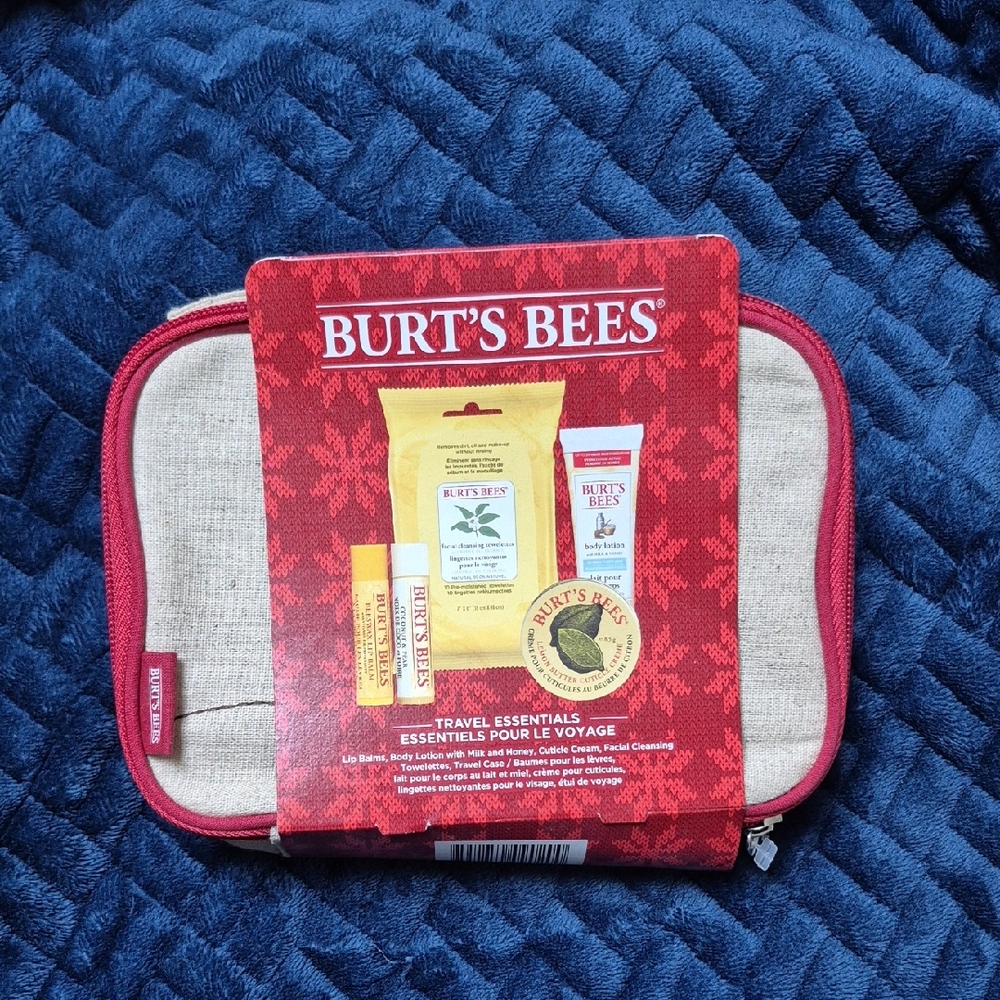 Burt's Bees Travel Essentials Set, New With Tags